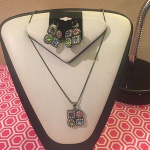 Fifth Avenue Necklace and earrings set